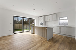 Photo 14- click for photo gallery